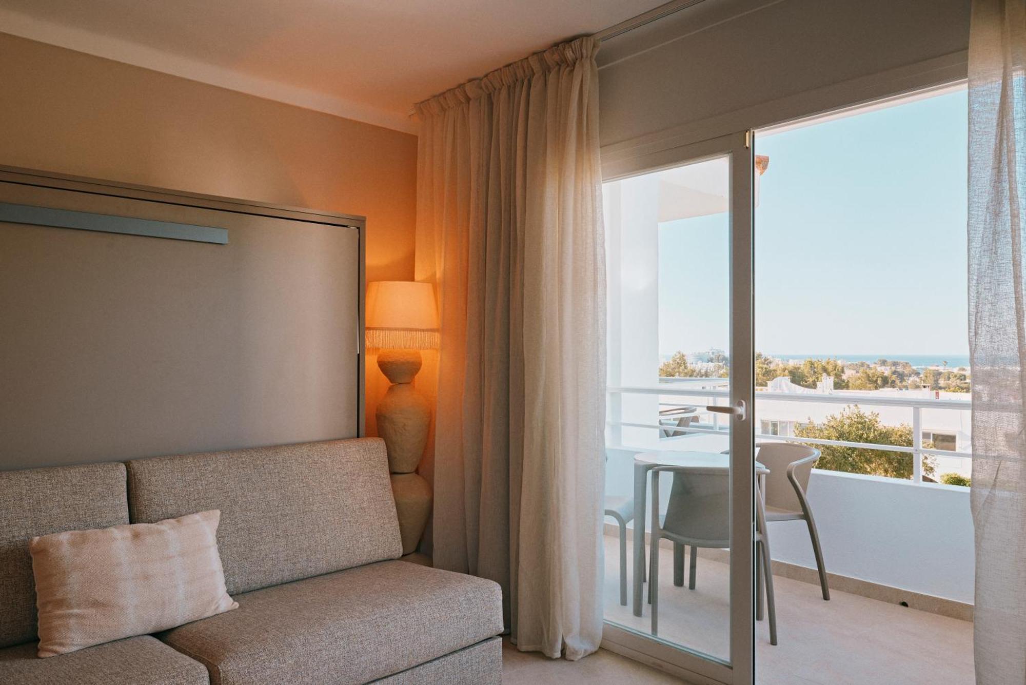 Sunset Oasis Ibiza Adults Only - New Rooms 2025 San Antonio  Bagian luar foto