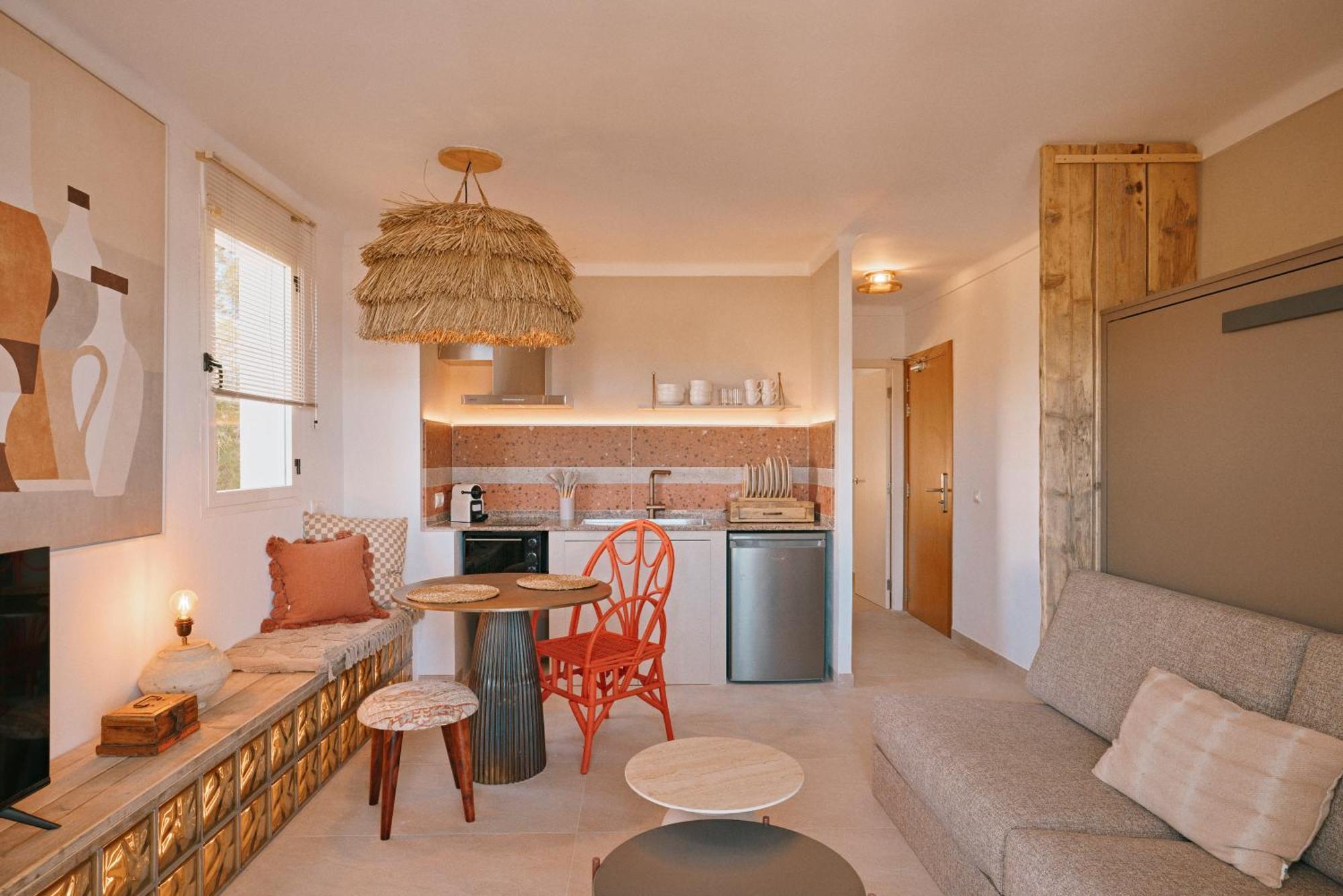 Sunset Oasis Ibiza Adults Only - New Rooms 2025 San Antonio  Bagian luar foto