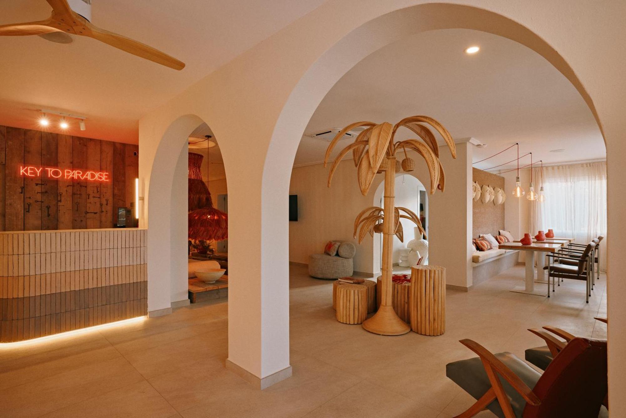Sunset Oasis Ibiza Adults Only - New Rooms 2025 San Antonio  Bagian luar foto
